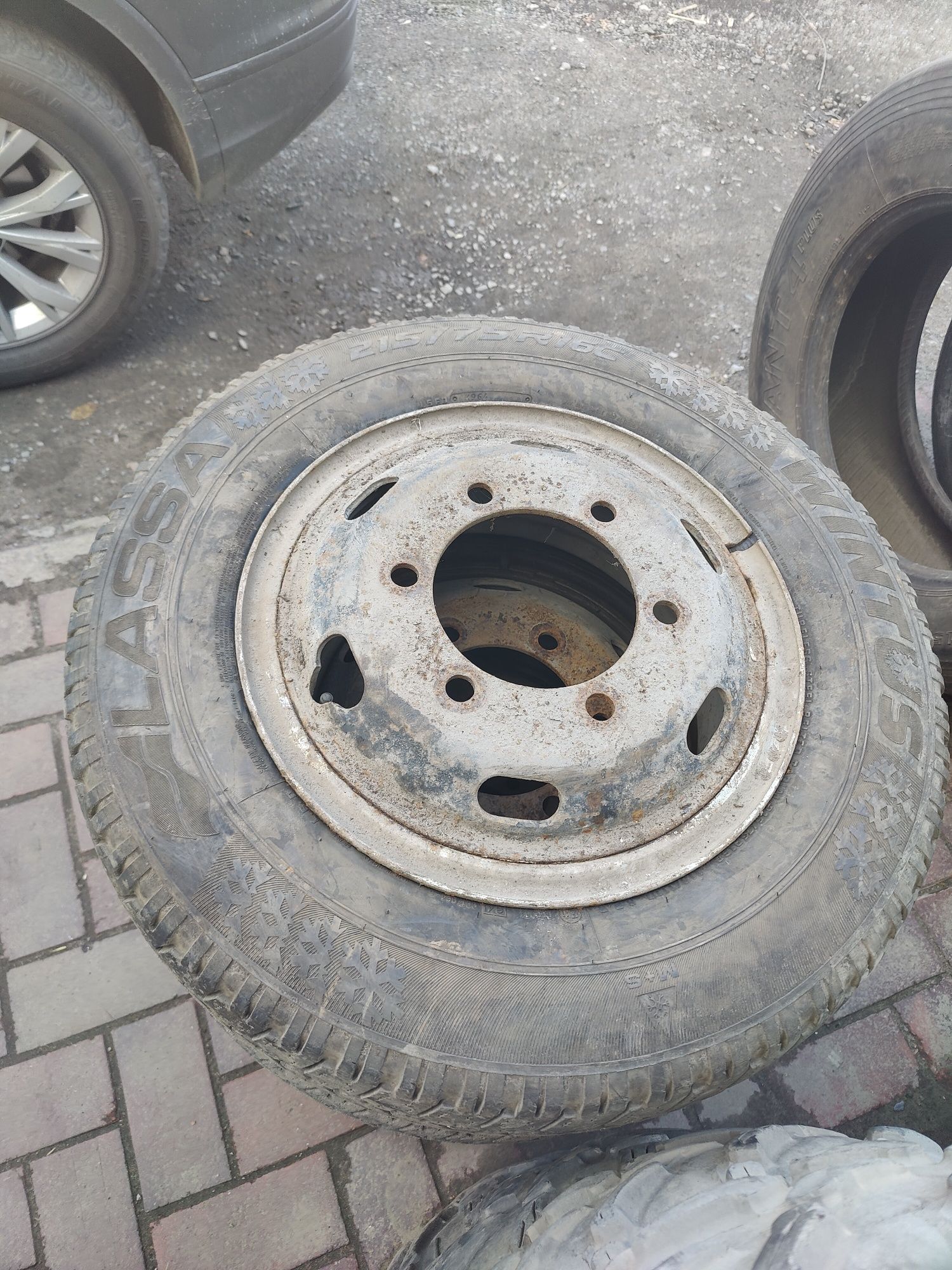 Шины с дисками 215 75 16С Тата Эталон Газель