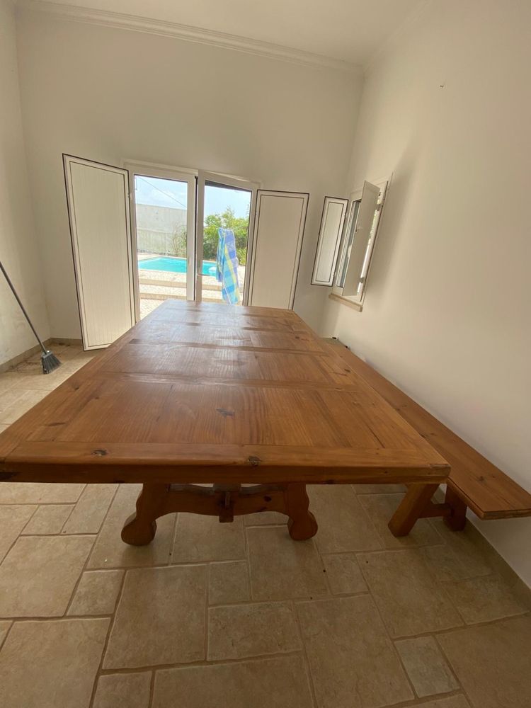 Mesa de jantar e conjunto