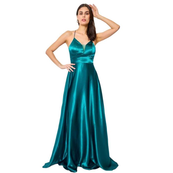 Vestidos e macacões para festas na ROSSY NOIVAS