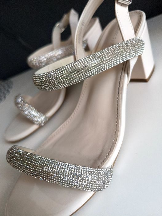 Buty ślubne/wyjściowe na słupku rozm 41