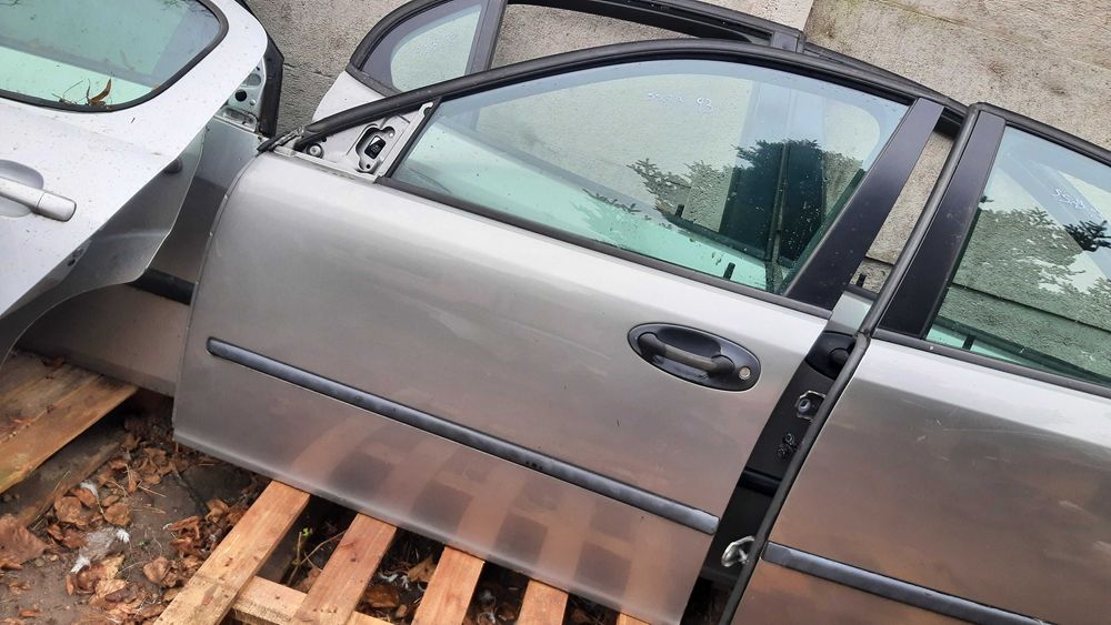 lak. 279 SAAB 9-3 II 93 drzwi kompletne przednie lub tylne lewe