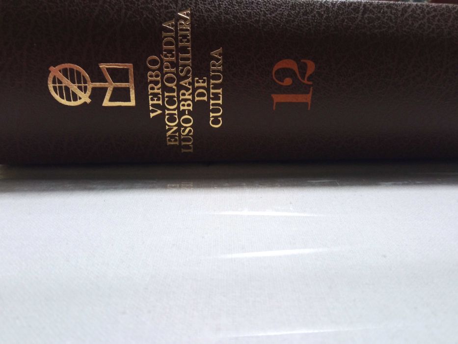 Enciclopédias Luso Brasileiras da cultura - Verbo