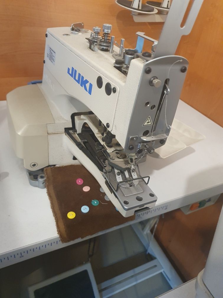 Guzikarka mb 1373