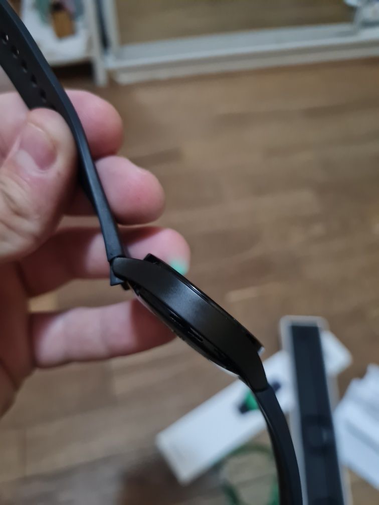 Watch 4 Samsung )