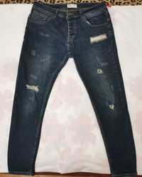 Чоловічі джинси від бренду Zara в дуже хорошому стані, розмір 44
