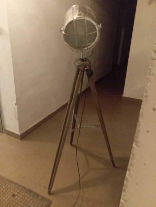 Retro lampa stojąca