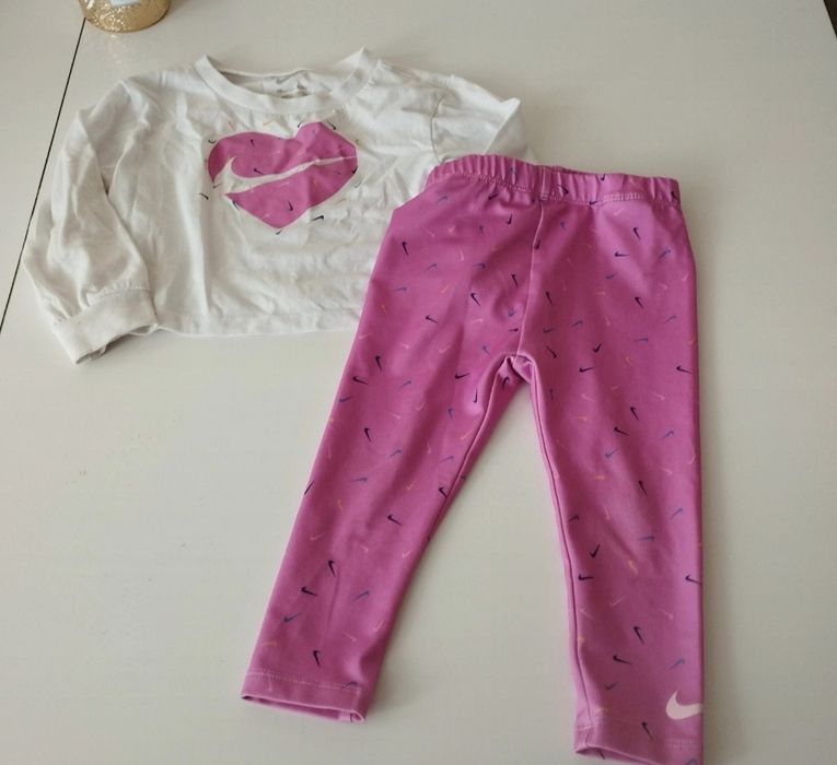 Komplet Nike bluza legginsy
