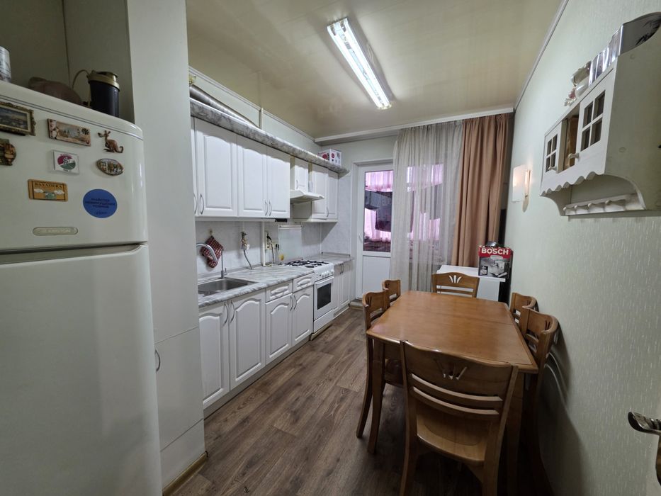 4 комнатная ул. Украинская, 2 на пересечении с Свято-Николаевской