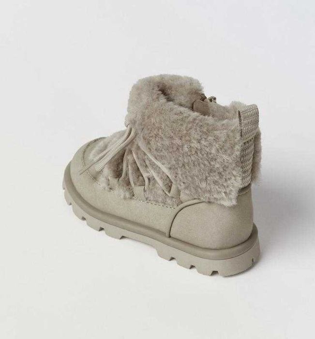 Зимові черевики Zara для дівчинки