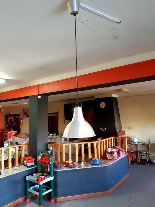 Candeeiros de bilhar ou para outros fins.