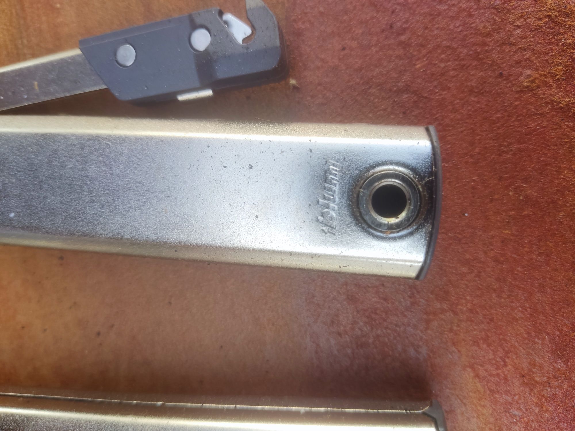 Amortecedores para armários caravanas