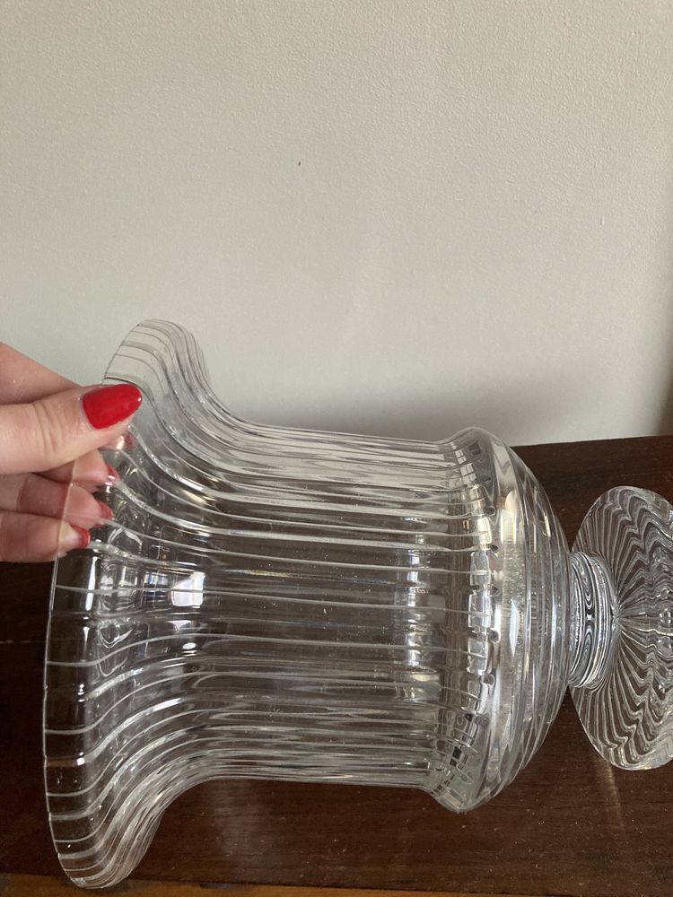 Taça em excelente estado