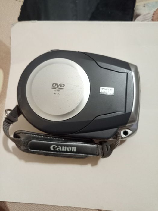 Продам камеру Canon CD210