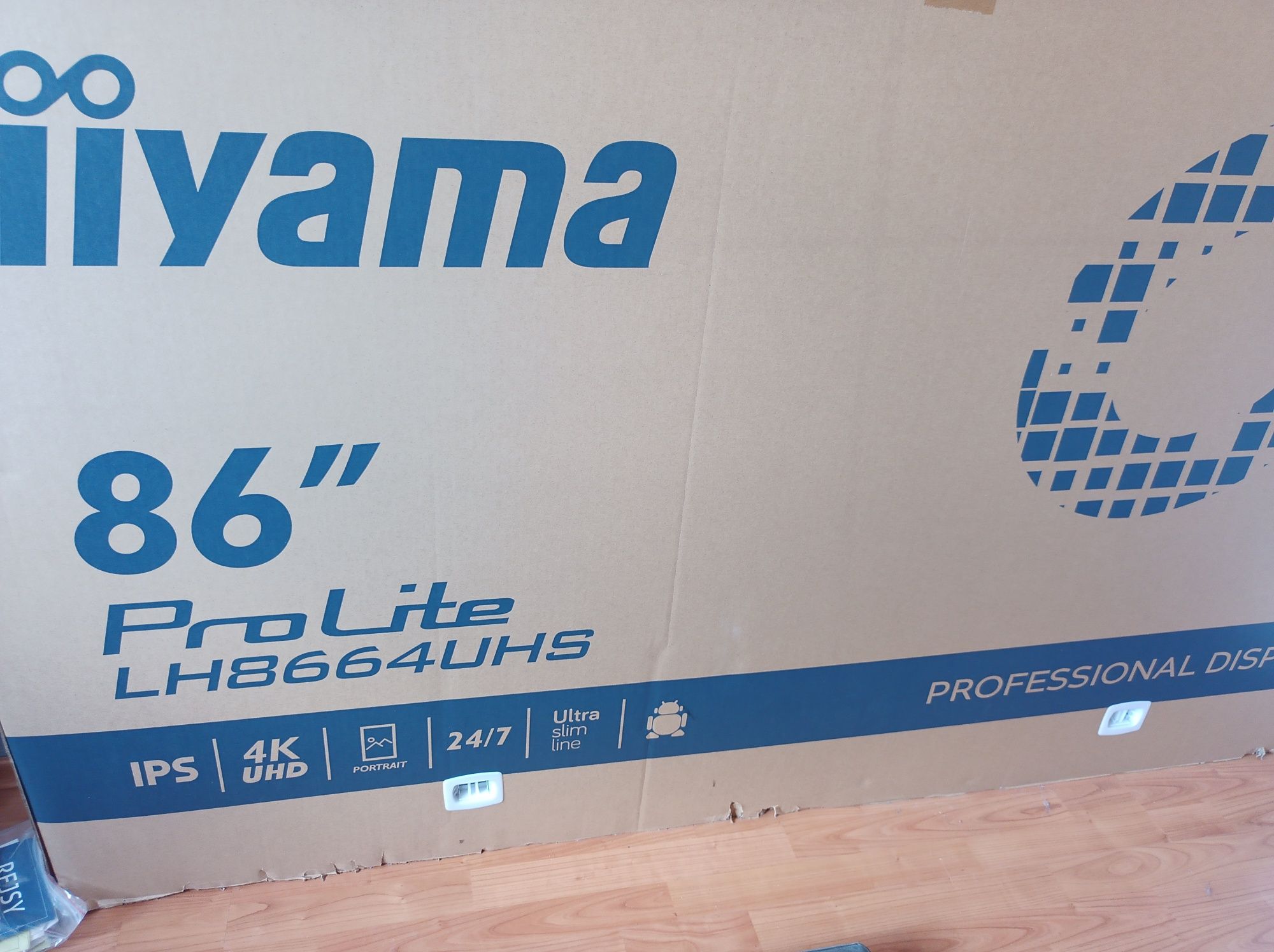 Okazja! Nowy profesjonalny monitor 86" 4K Iiyama ProLite LH8675UHS-B1A