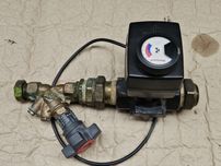 HONEYWELL Siłownik elektryczny do zaworu mieszającego M6063L1009