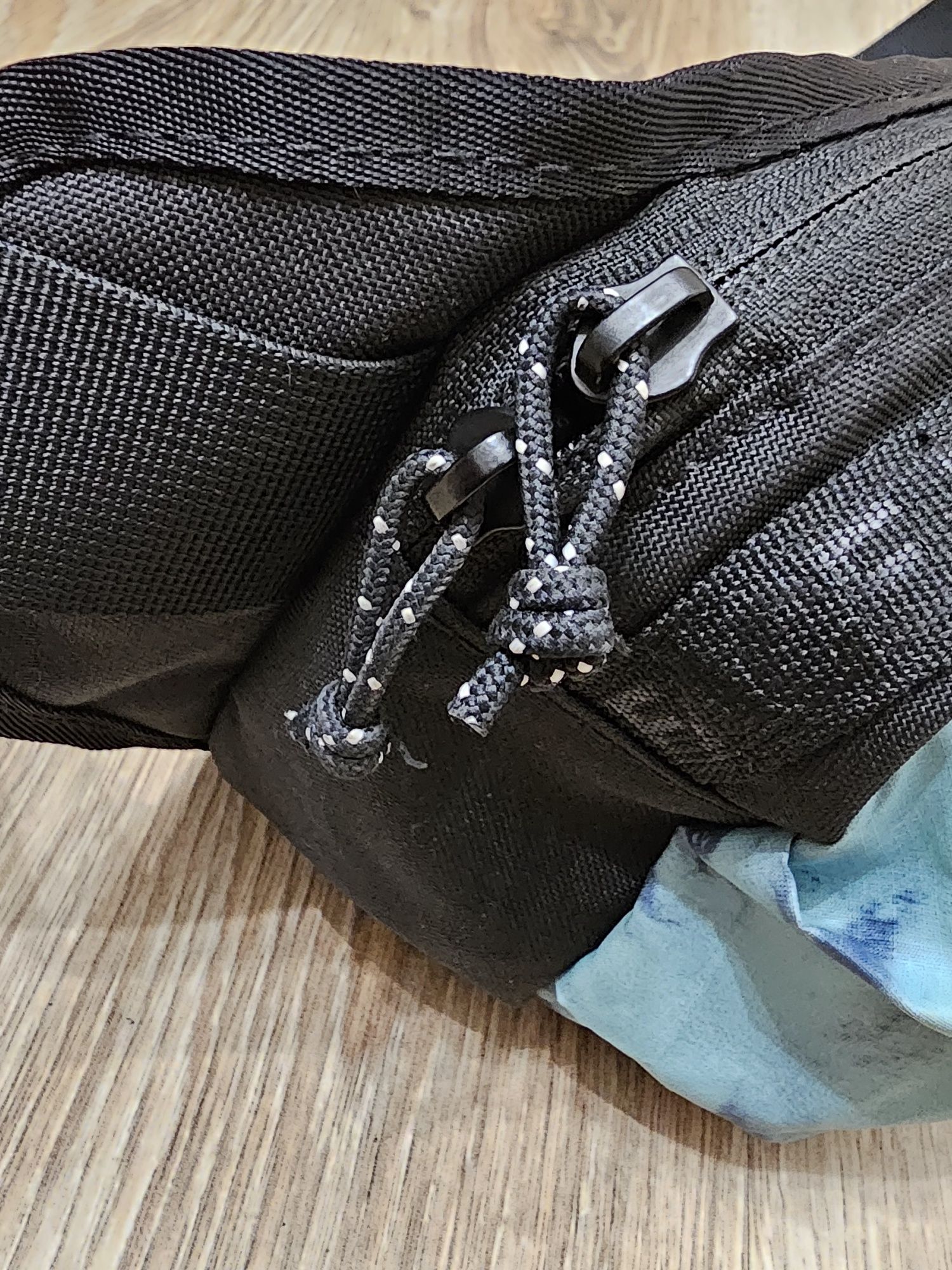 Nerka saszetka biodrówka duża sportowe The North Face L