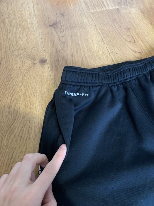 Спортивні штани Nike Therma Fit S