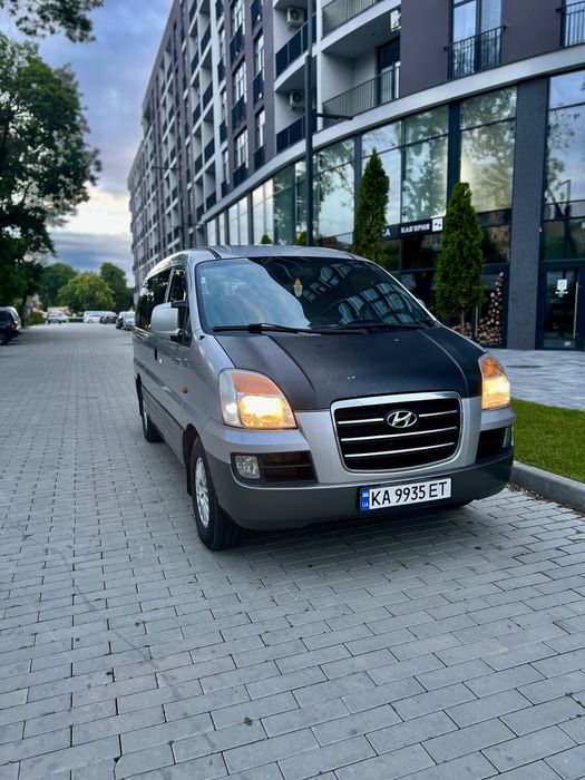 Hyndai H-1 бус, мікроавтобус