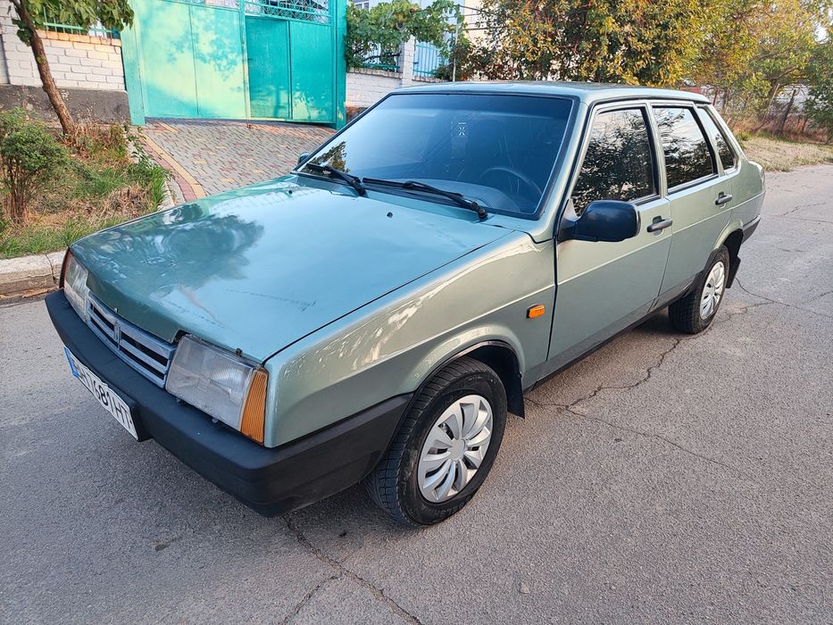 Продам ваз-2199 2007 года газ бензин
