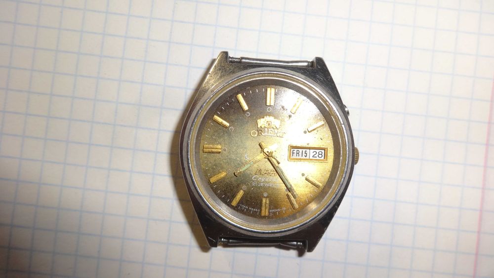 Чоловічий наручний годинник Орієнт ААА crystal