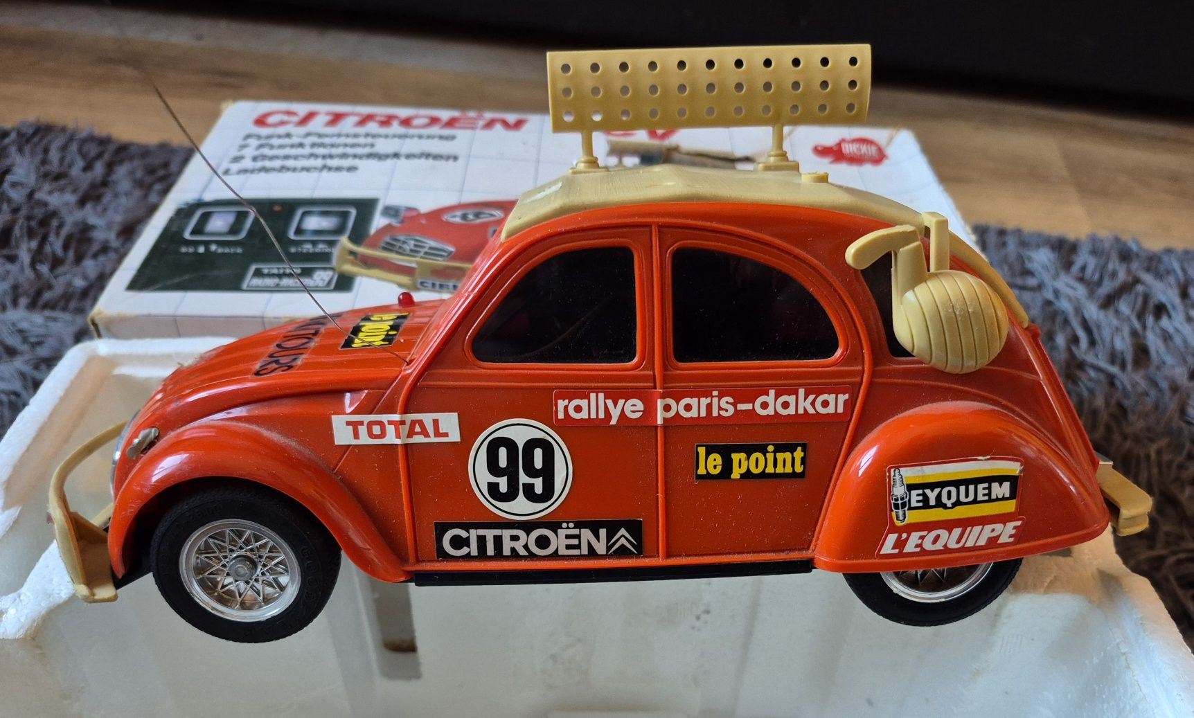 Model rc citroen 2cv taiyo lata 80