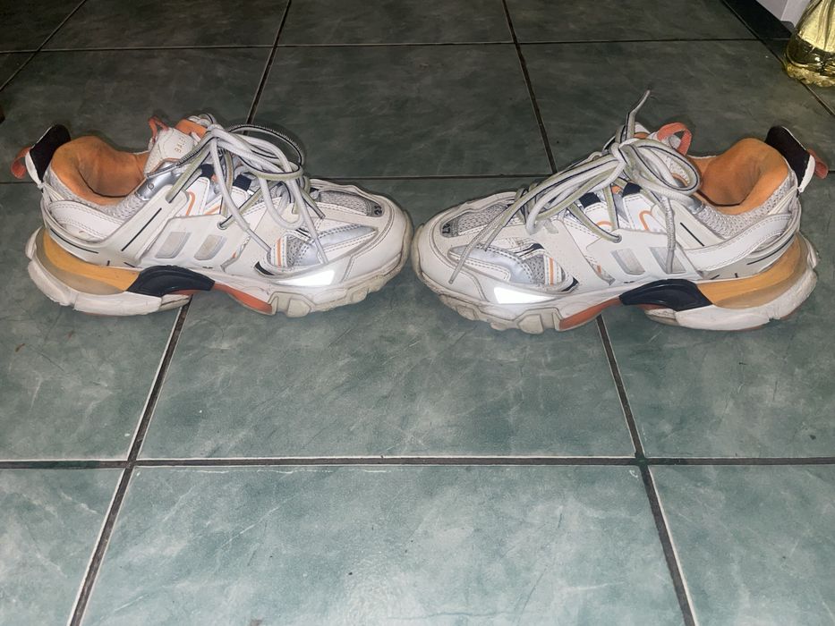 balenciaga track