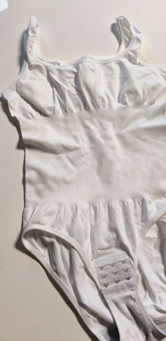 Nowe body wyszczuplające modelujące sylwetkę rozmiar XL 42