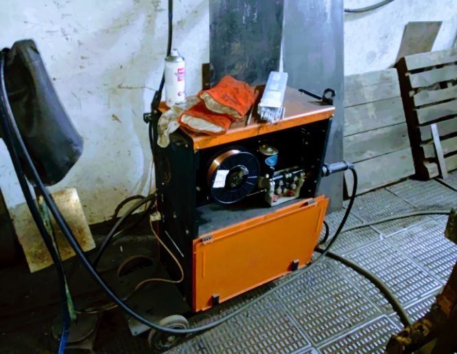 Сварочный полуавтомат 370А дуговая постоянка 350А реостат