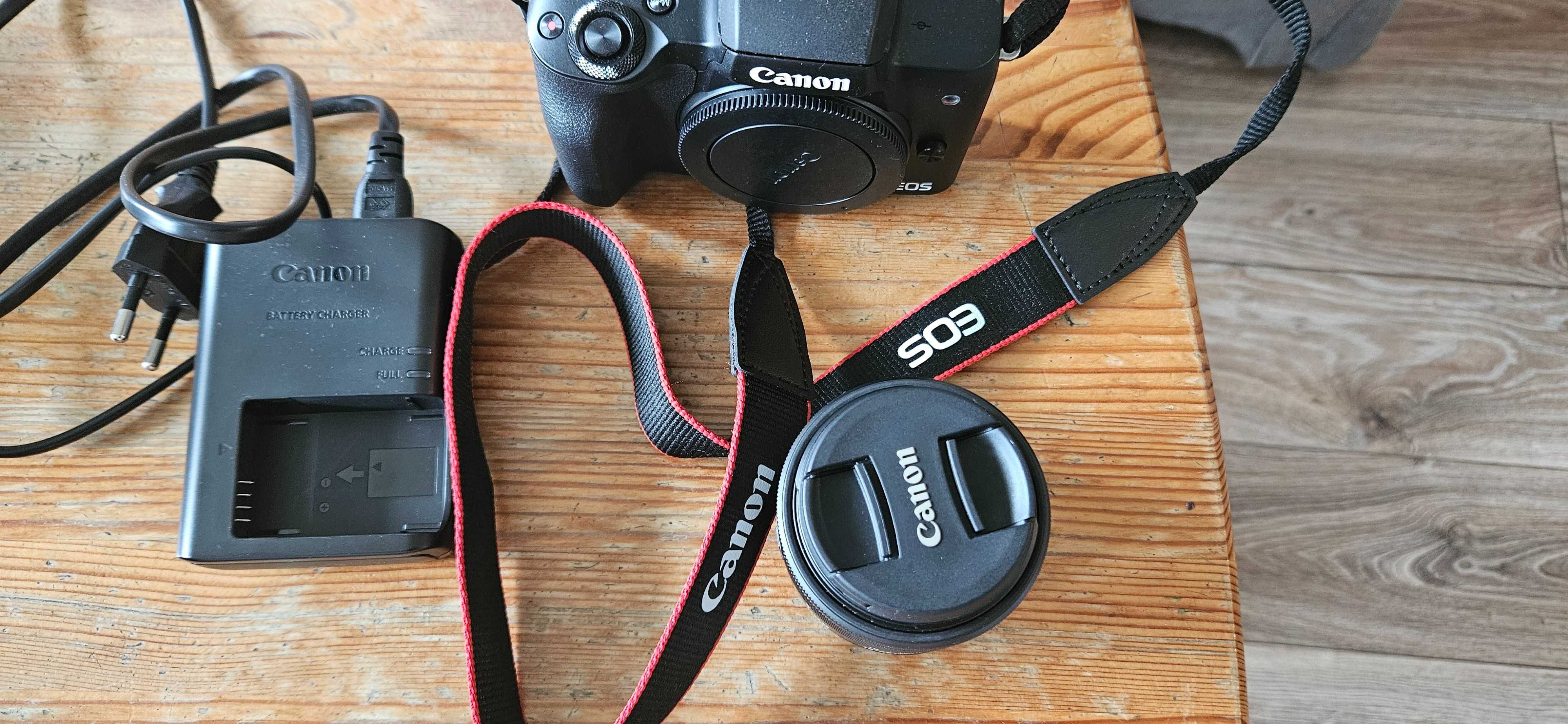 Canon eos m50 - 32 Gb-obiektyw 15-45mm - torba Canon + statyw