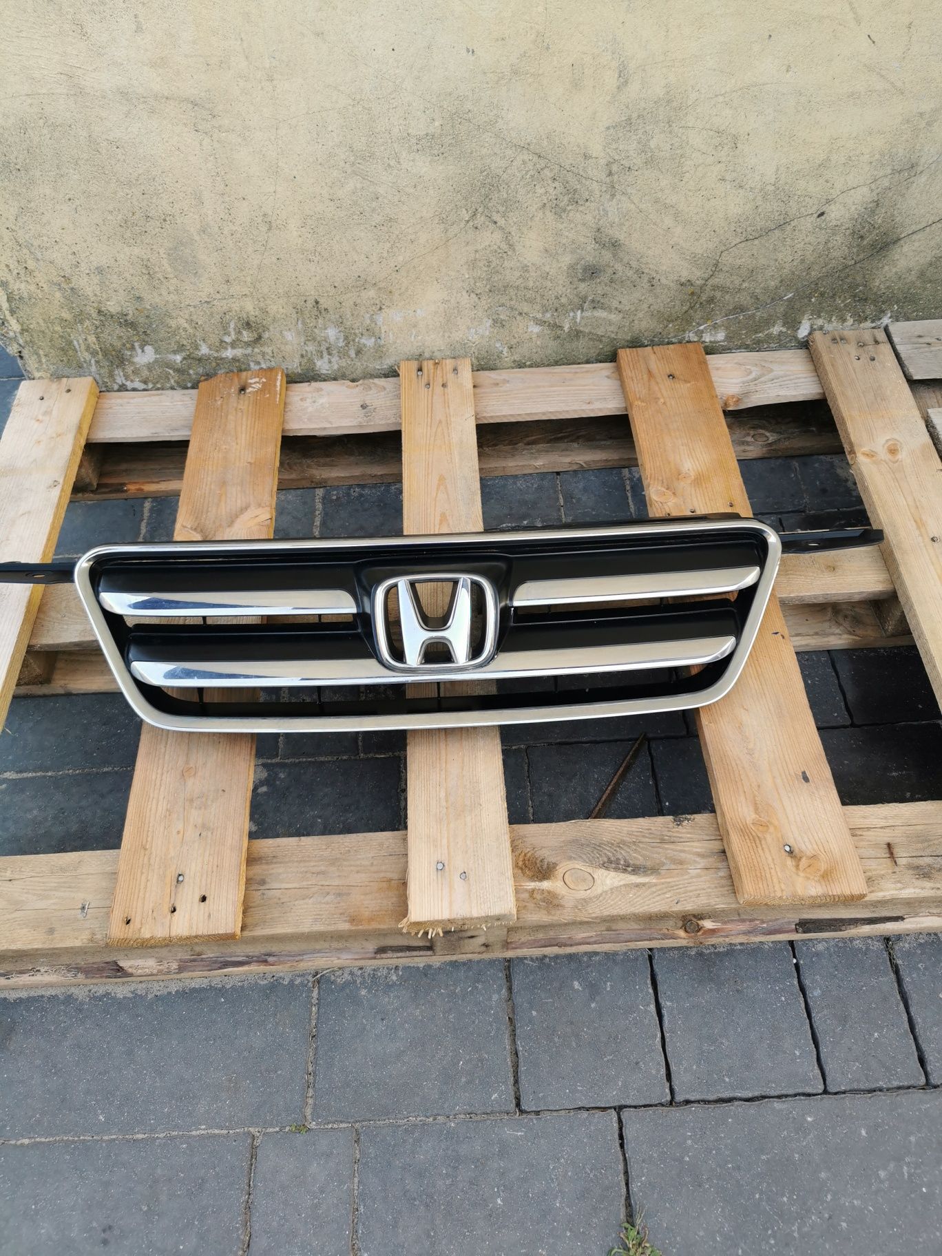 Atrapa grill przód przednia Honda crv lift cr-v 05-07r. Zderzaka