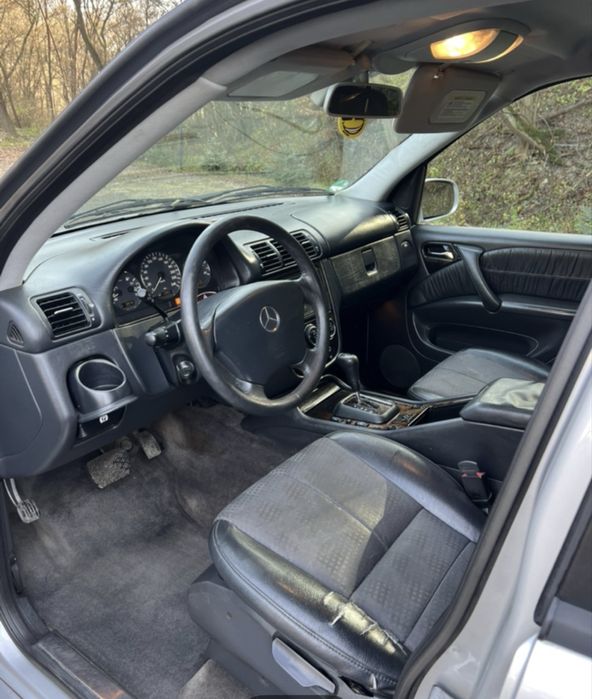 Продам Mercedes-Benz  ML 2004 року  2.7 дизель