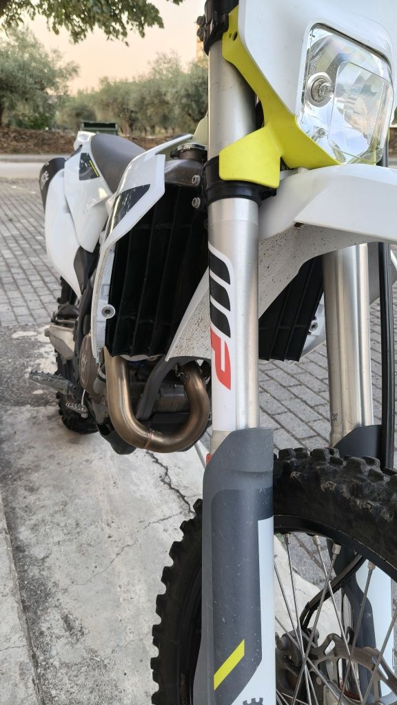 Husqvarna fe250 enduro