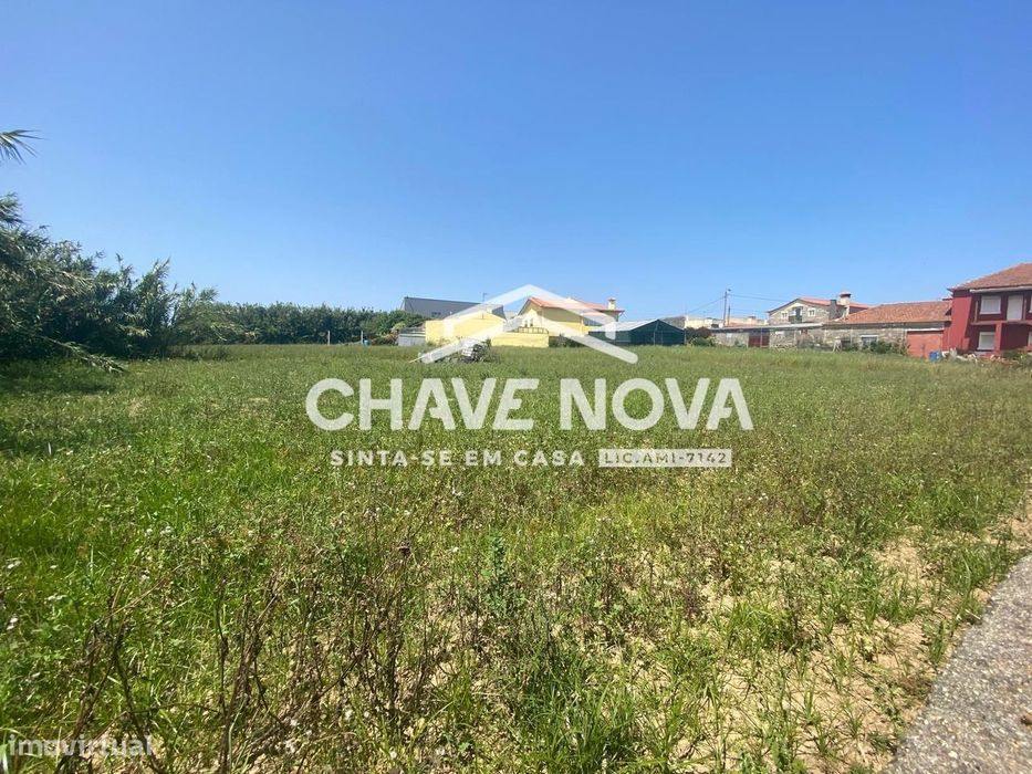 Terreno Urbano a 100 Metros da Praia – Lavra