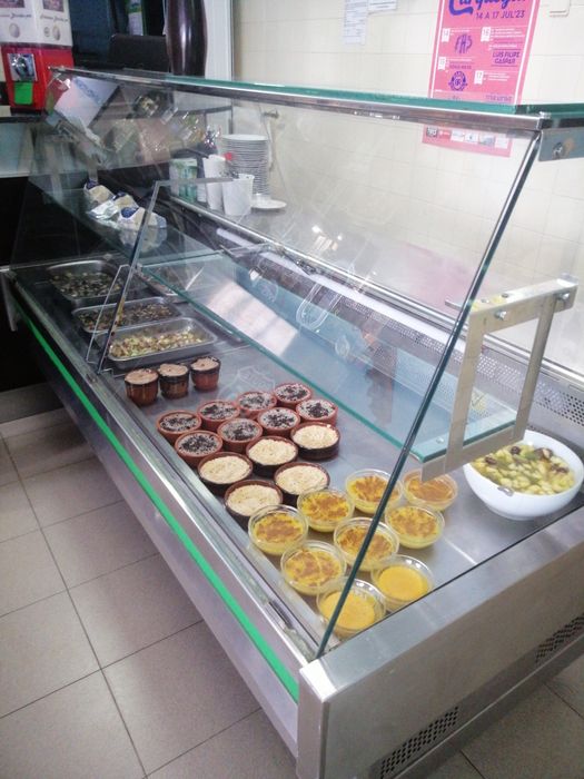 Vitrine balcão usada