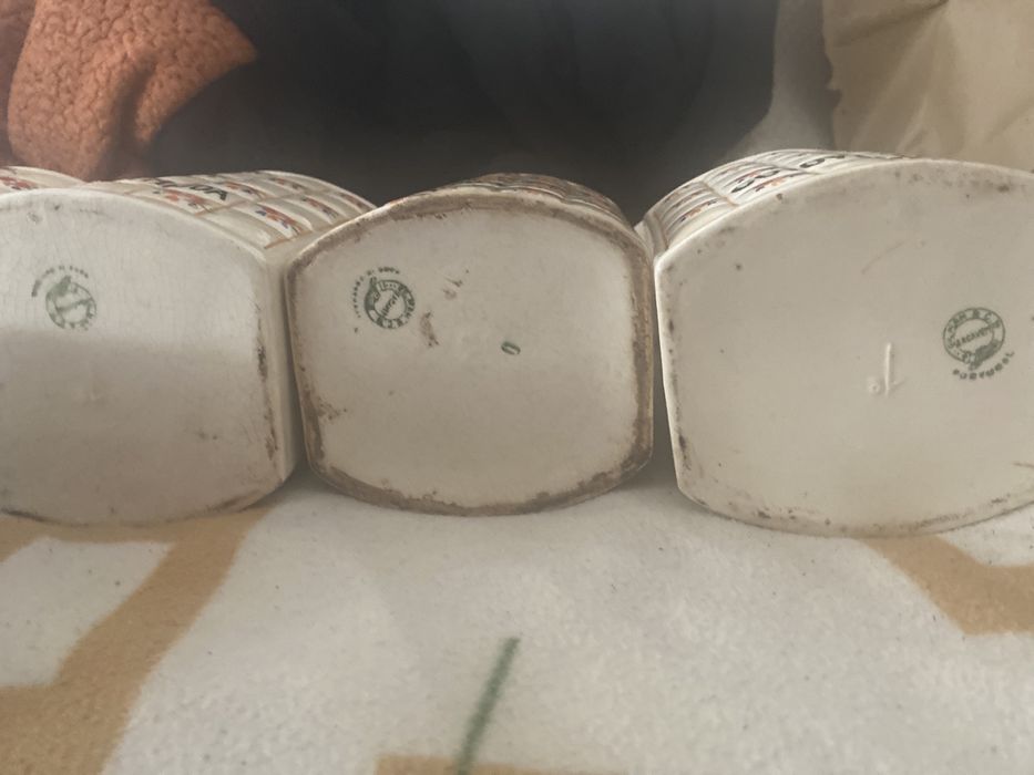 Loiça Sacavem antiga ,coleção,raridade ,bom estado geral