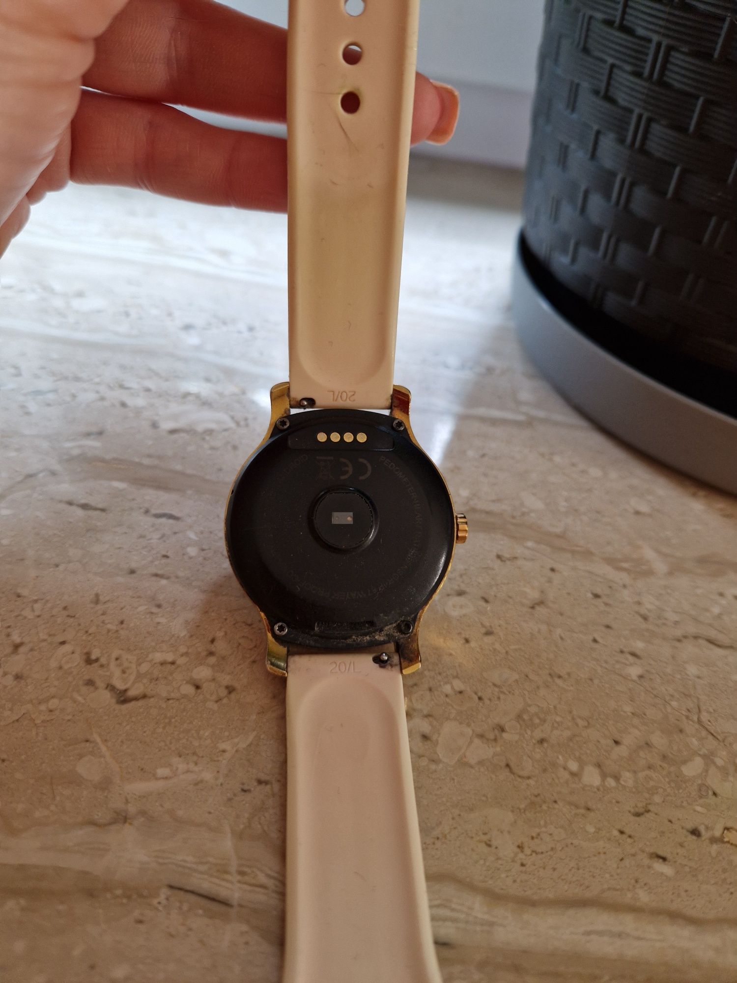 Smartwatch damski R2N