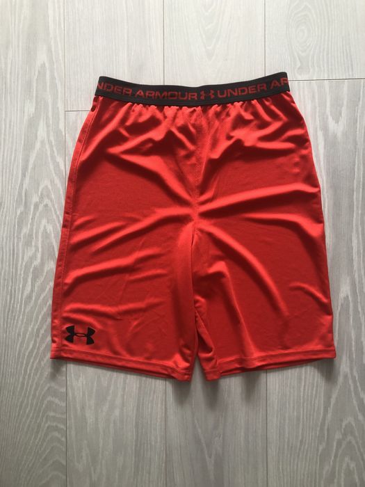 Спортивные шорты Undee Armour