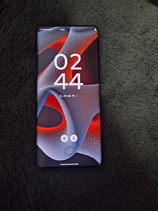 Smartfon Motorola edge 50 pro 12/512GB 5G Funkcje AI 6,7" 144Hz 50Mpix