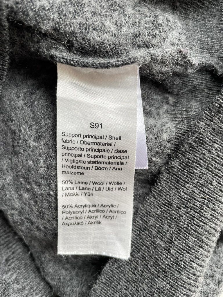 Lacoste sweter damski L wełna
50%Wełna