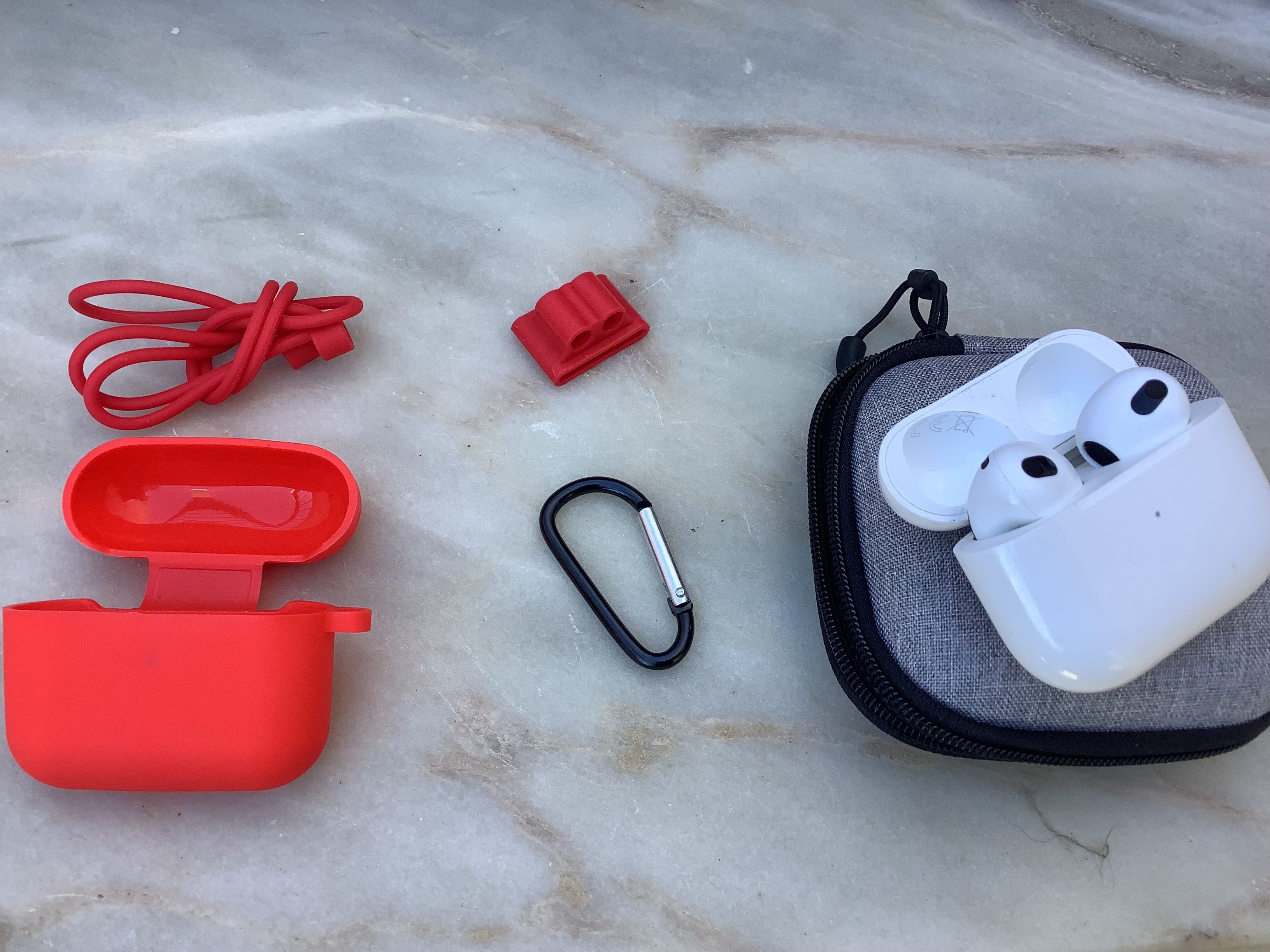 Airpods 3th gen com acessórios como novos