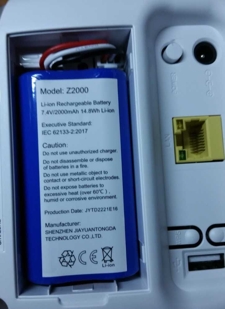 роутер 4G-LTE под сим-карту с LAN портом и аккумулятором Tecno TR210