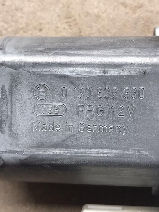 Моторчик склопідйомника Рено Лагуна 3 задній лівий 827 31000 1R ty- -A