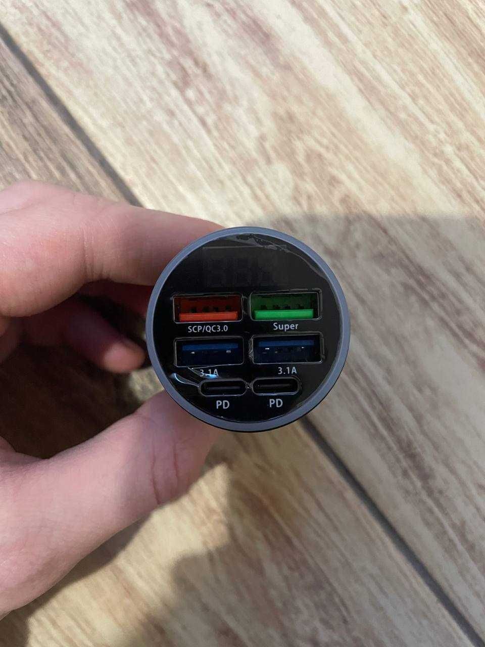 Автомобільне зарядне в прикурювач 40w USB та USB C розєми дисплей
