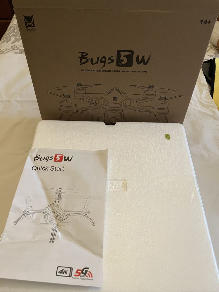 Квадрокоптер р/у MJX Bugs B5W 4K бесколлекторный с камерой Wi-Fi