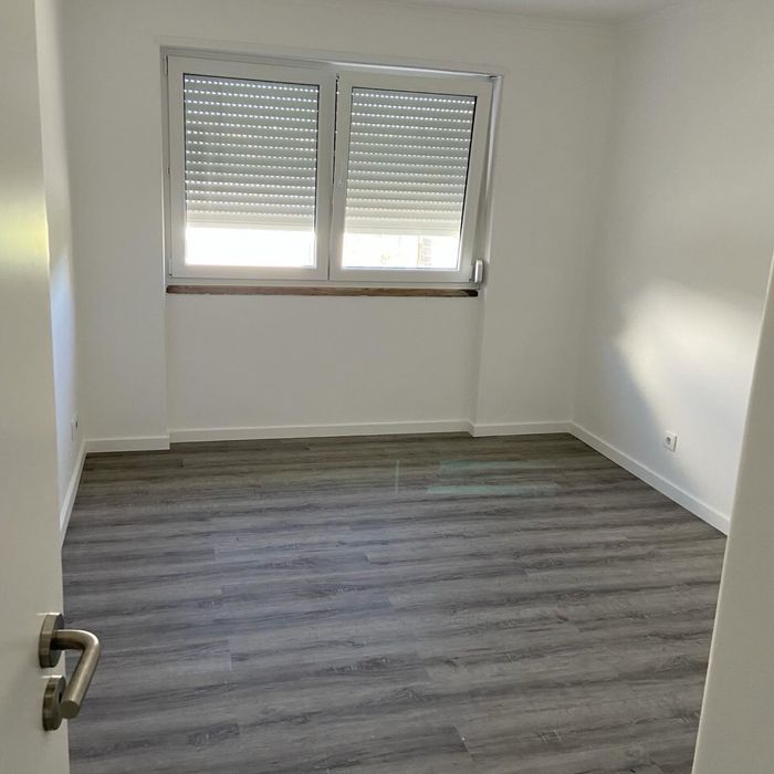 Fazemos trabalhos de construção civil