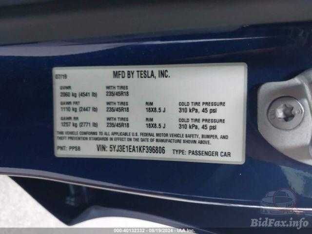 Тесла модель 3 стандарт рендж 2019,  Tesla model 3 SR