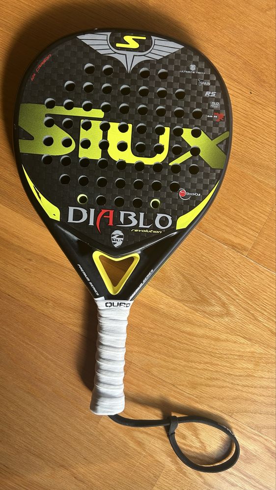 Raquete de Padel SIUX usada Diablo Revolution 12K