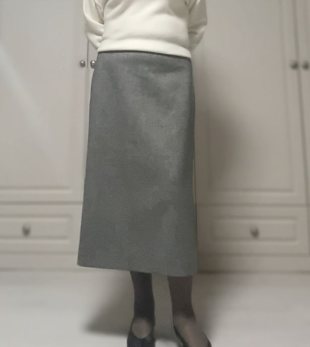 Продам юбку  миди на подкладке размер XL ,Zara