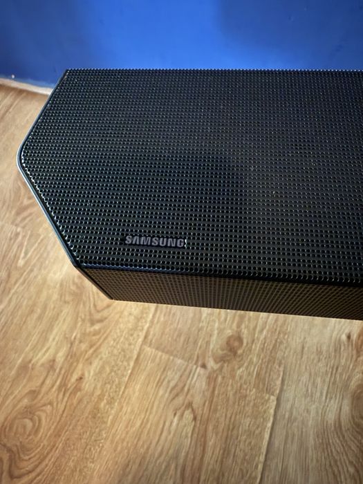 Soundbar Samsung HW-060C jeszcze na gwarancji