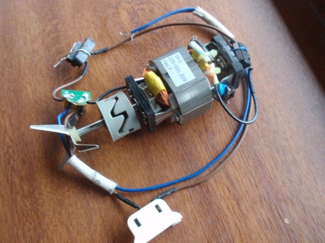 Silnik SM-02, 230V, 250W z blendera Silver crest